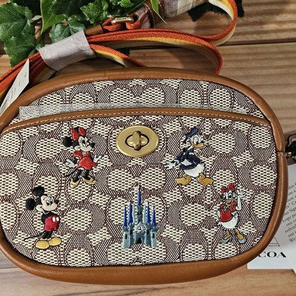 Coach Bag In Signature Textile Jacquard With Mickey Mouse & Friends Disney X NWT - Picture 6 of 14